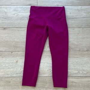 Lululemon cropped legging purple woman size 10 pants gym yoga athletic workout
